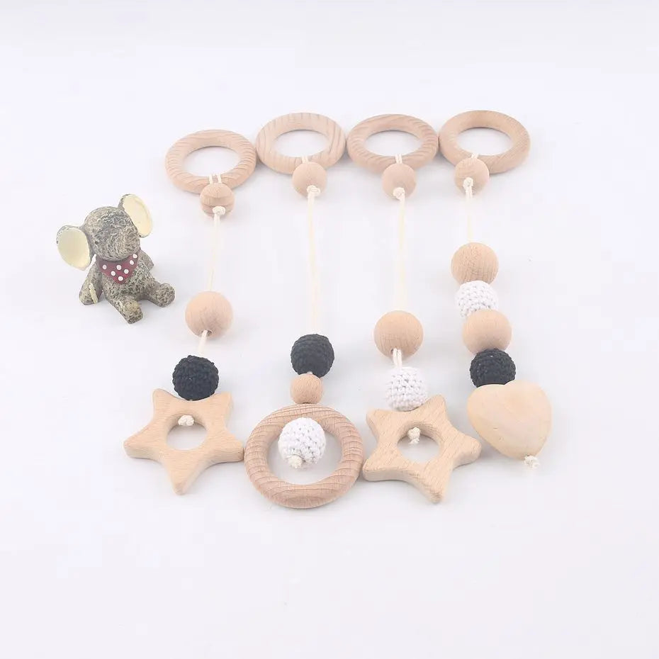 4pcs/set Black and White Crochet Beads Montessori Play Gym Food Grade Wooden Teether Classic Sensory Toy Interact Toy For Babies