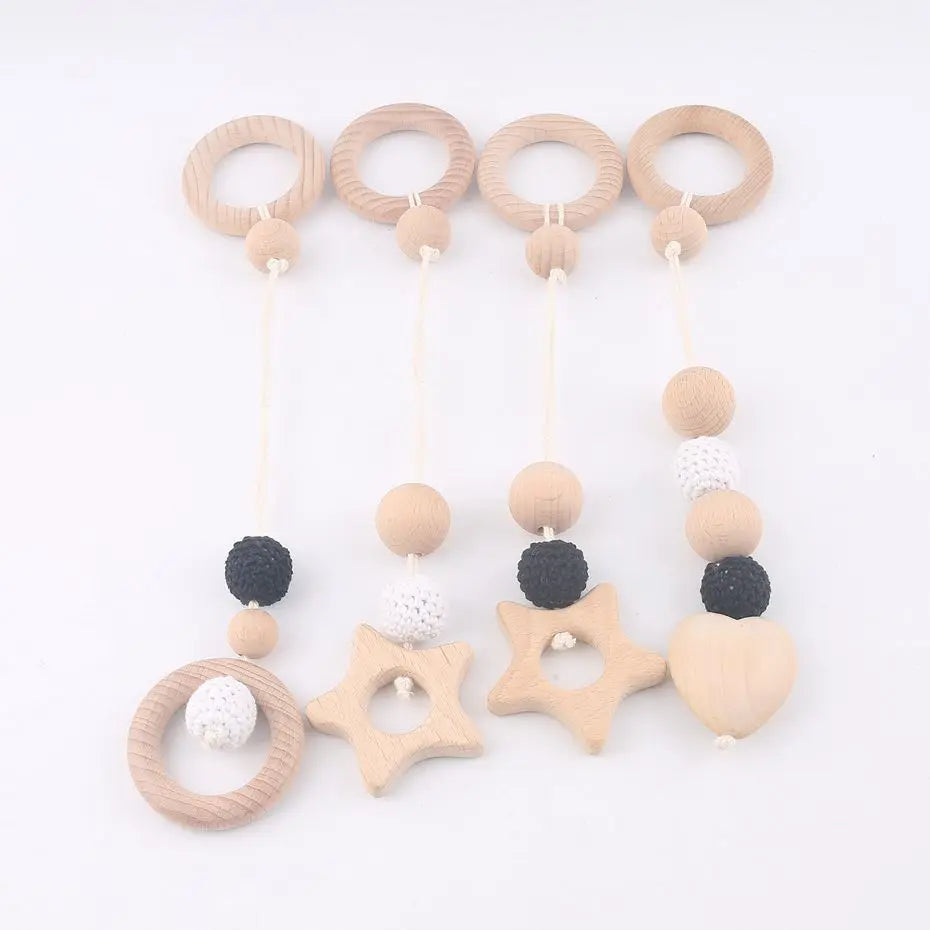 4pcs/set Black and White Crochet Beads Montessori Play Gym Food Grade Wooden Teether Classic Sensory Toy Interact Toy For Babies