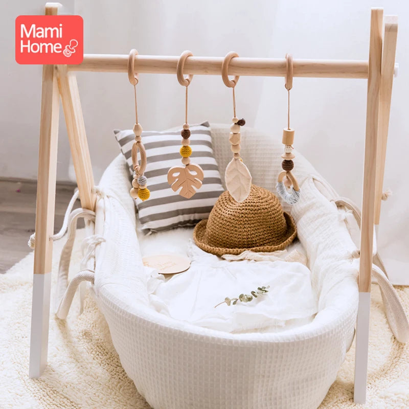 4pc/set Baby Wooden Pendant Play Gym Toys BPA Free Wooden Teether Rodent Animal Interactive Stroller Hanging Bed Bell Nurse Gift