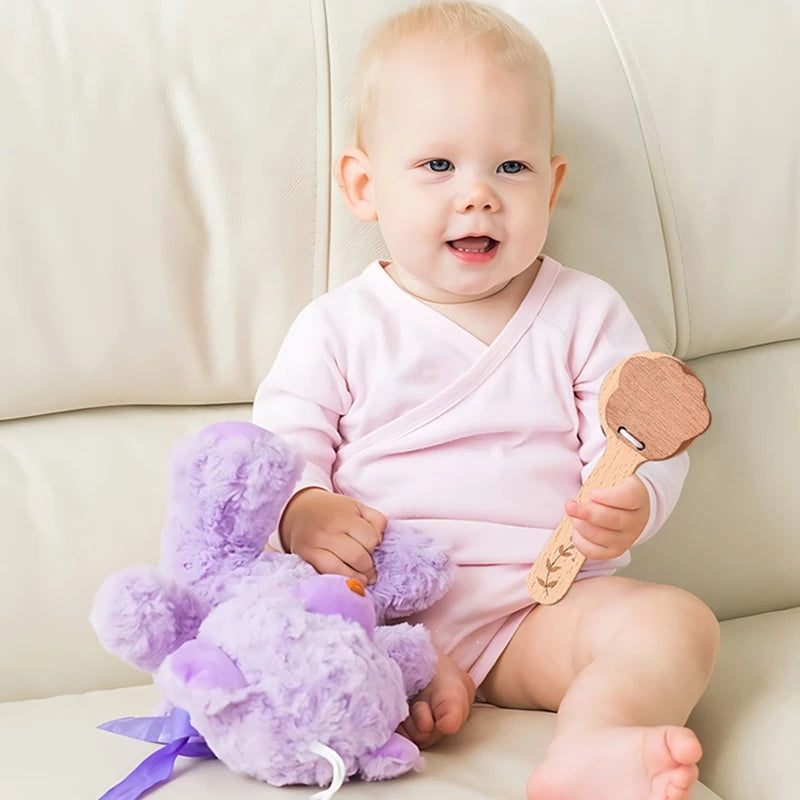 Wooden Baby Montessori Rattle Toy Animal Bear Shape Hand Bell Toy BPA Free Rodent Teething Necklace Food Grade Baby Chewable Toy