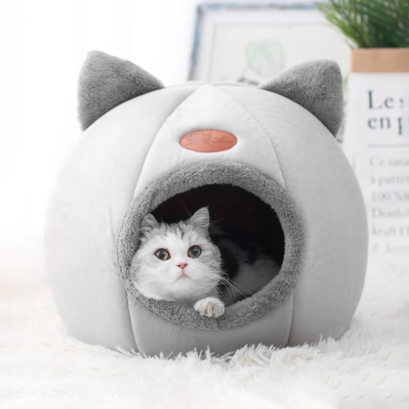 Cozy Winter Cat Bed Tent