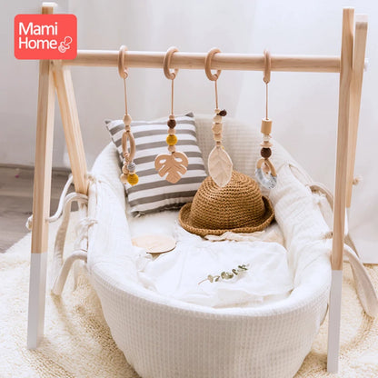 4pc/set Baby Wooden Pendant Play Gym Toys BPA Free Wooden Teether Rodent Animal Interactive Stroller Hanging Bed Bell Nurse Gift