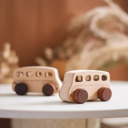 1PC Baby Wooden Toys Beech Car Blocks Cartoon Bus Educational Montessori Toys Baby Teething Play Gym Baby Birthday Gift Products
