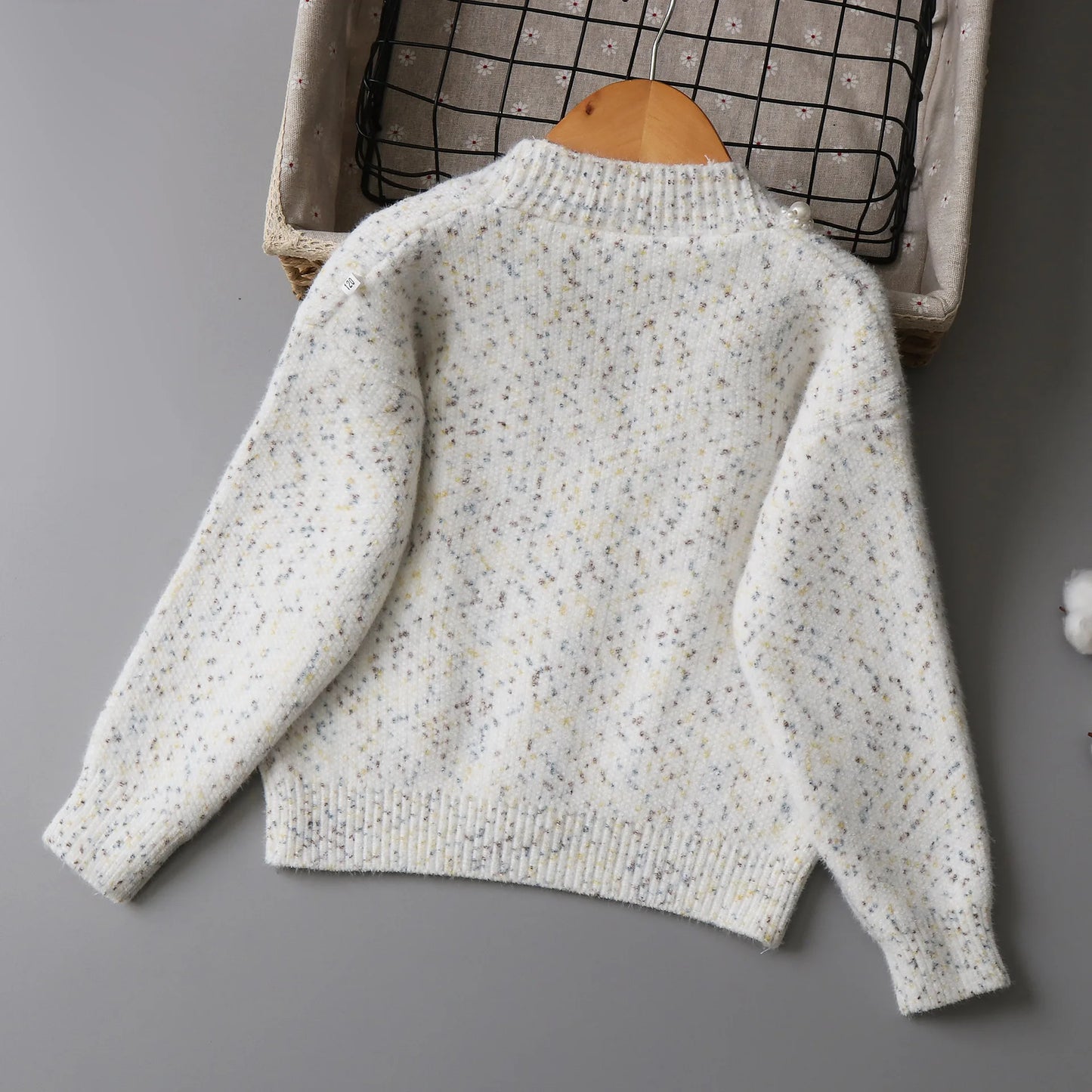 2024 New Fashion Children's Cardigan Girl Beading V-neck Cotton Cashmere Sweaters Coat Spring Autumn Kids Wool Knitted Jacket